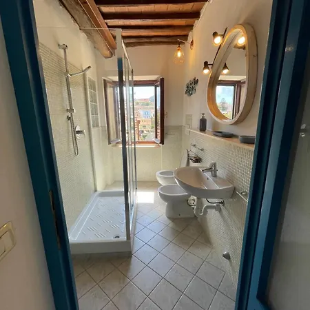 Bilocale In Centro A * Capoliveri